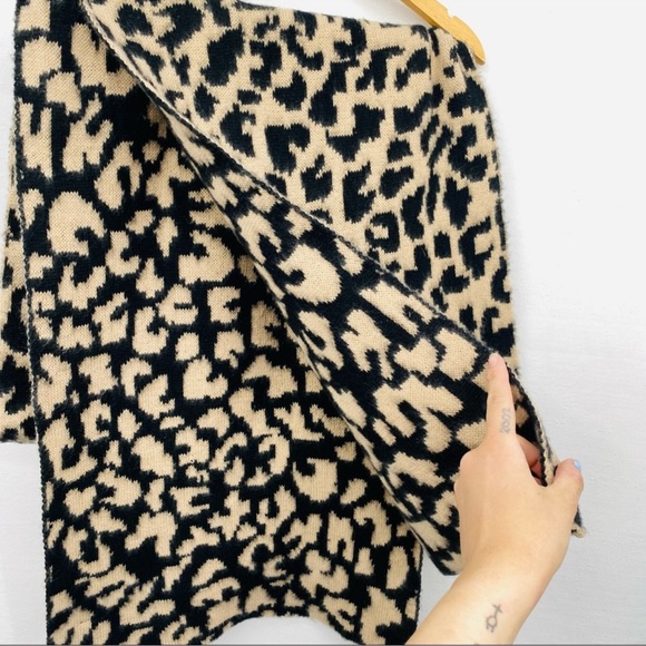 Athleta Morro Black and Tan Cheetah Print Oversized Scarf - Picture 2 of 4